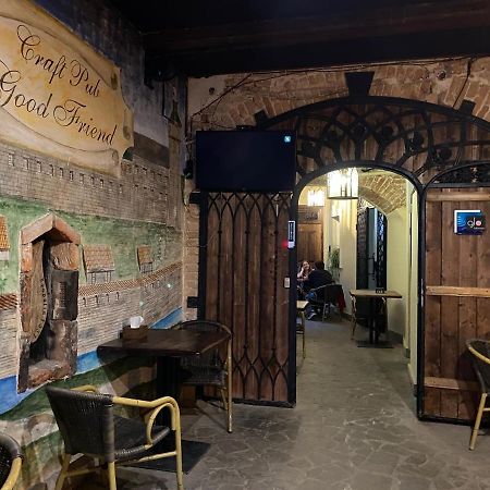 Центер Квартира На Вулиці Лесі Українки 19 Lviv Buitenkant foto