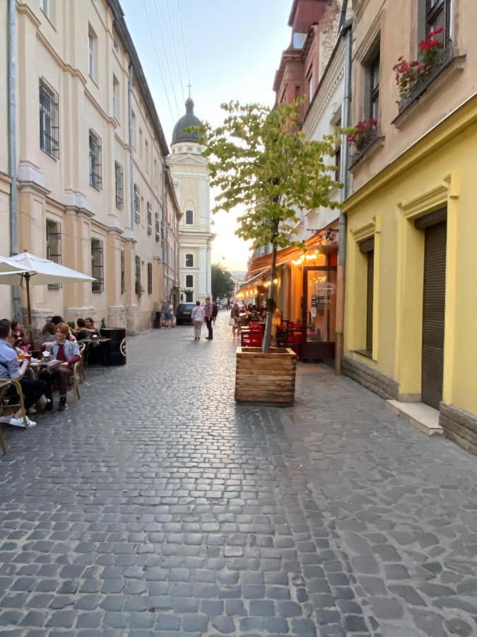 Центер Квартира На Вулиці Лесі Українки 19 Lviv Buitenkant foto