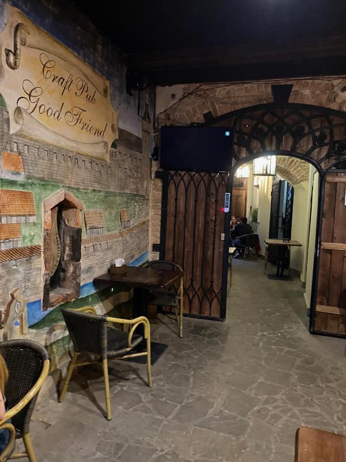Центер Квартира На Вулиці Лесі Українки 19 Lviv Buitenkant foto